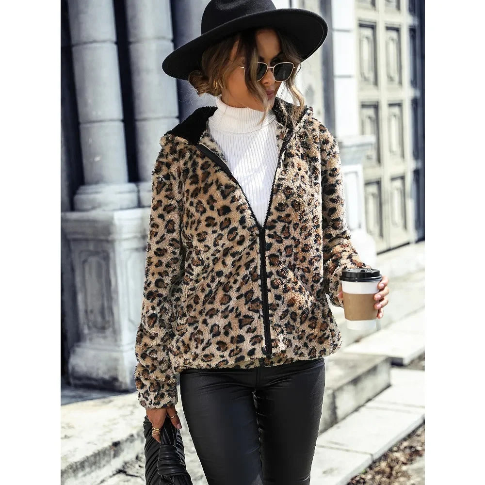 Scarlett | Cosy Jacket In Leopard Plush