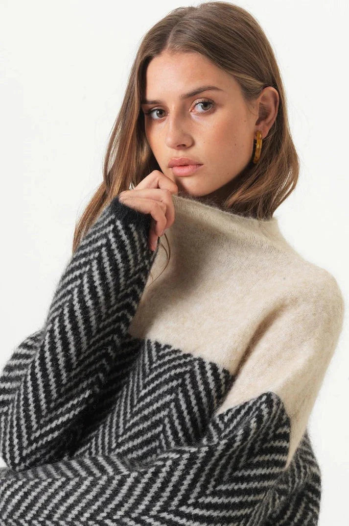 Olivia | Turtleneck Sweater